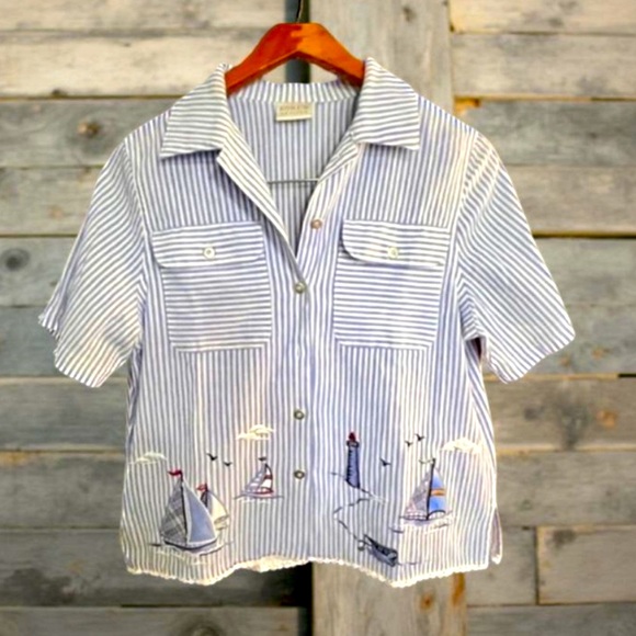 Koret Nautical shirt with embroidery & white lace Small - Picture 3 of 10